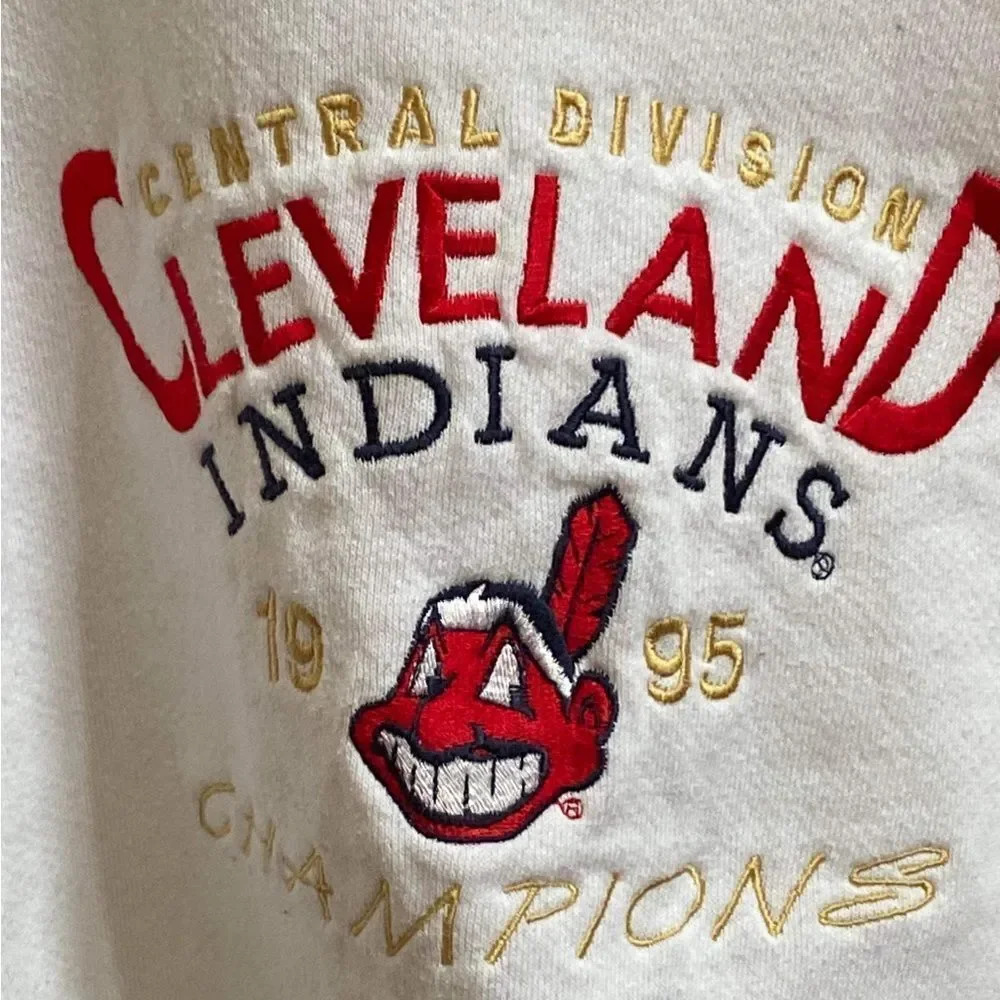 Vintage large 1995 Cleveland Indians Division Champions embroidered sweater